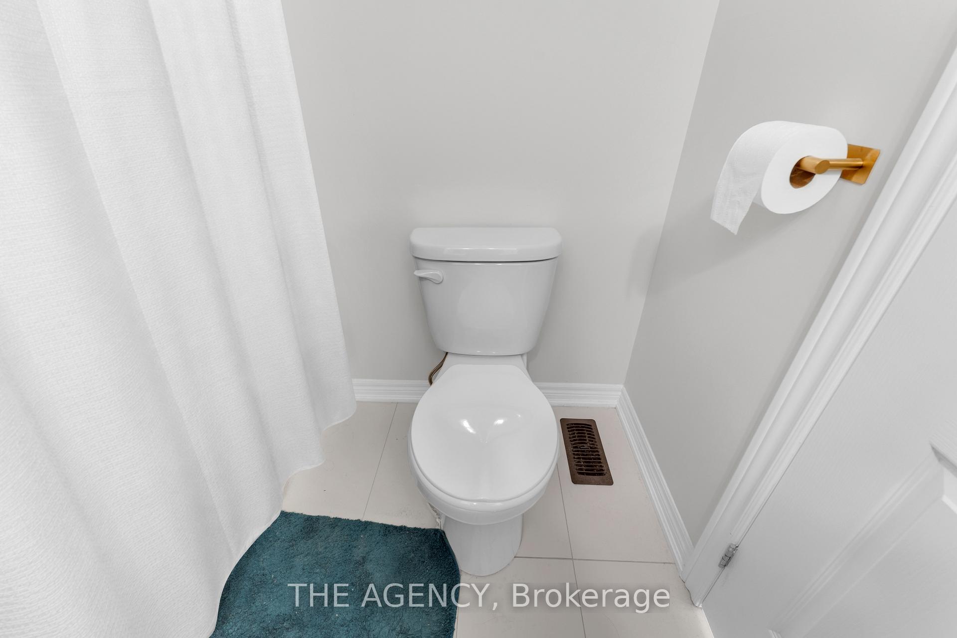 Photo 34 of 2064 Donald Cousens Parkway, Markham, Cornell — HOMEH