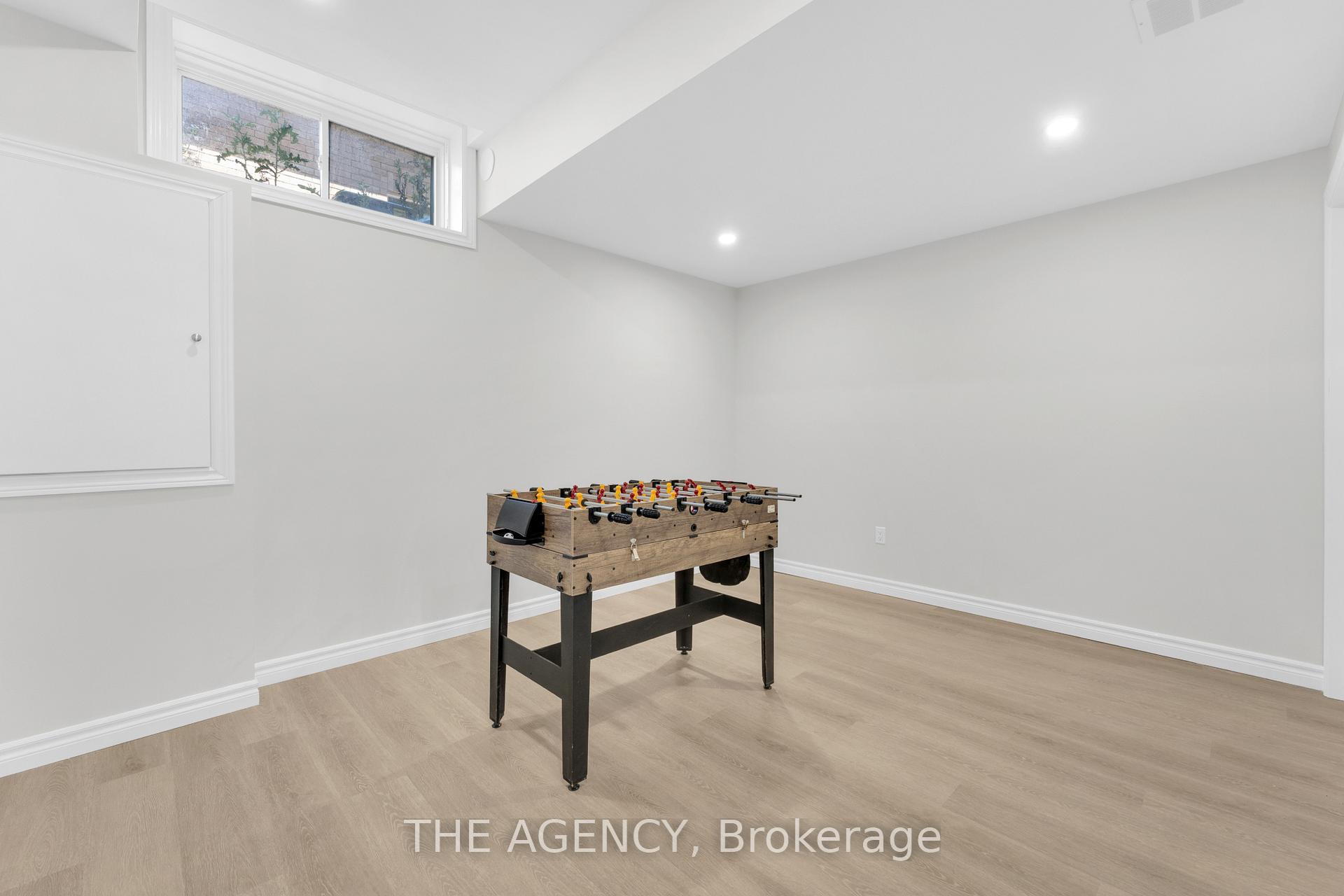 Photo 35 of 2064 Donald Cousens Parkway, Markham, Cornell — HOMEH