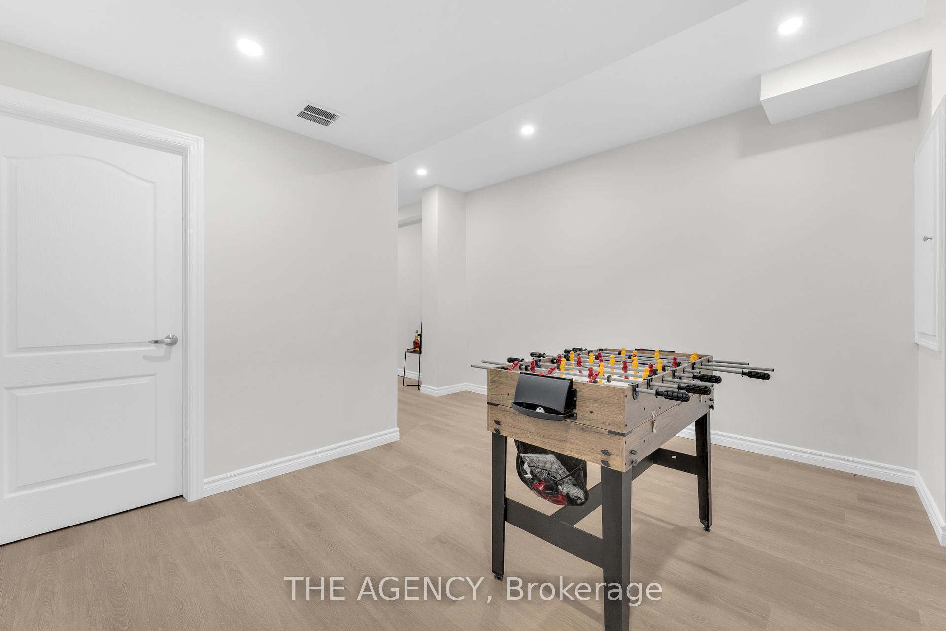 Photo 36 of 2064 Donald Cousens Parkway, Markham, Cornell — HOMEH