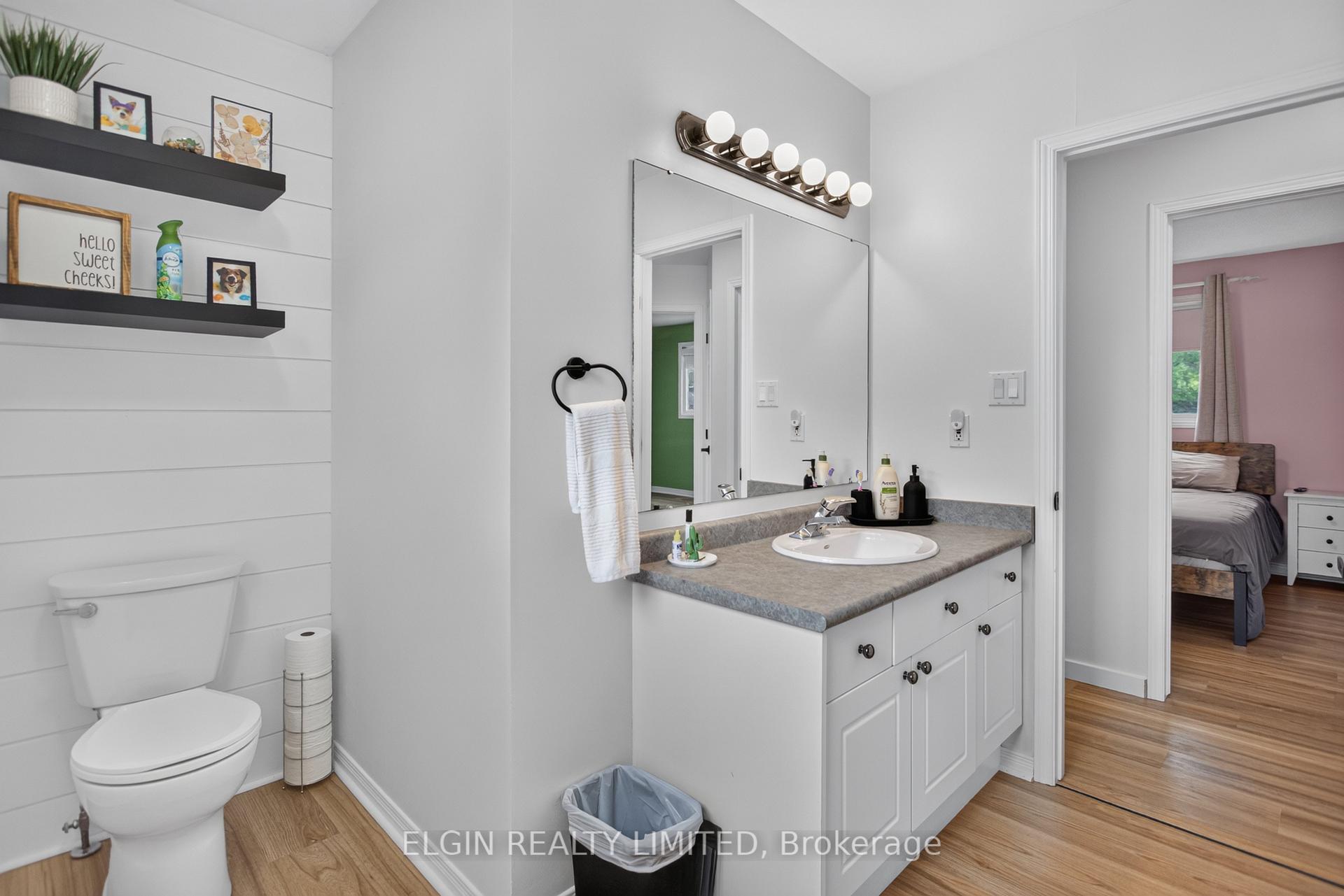 Photo 28 of 27 Cook Crescent, St. Thomas — HOMEH