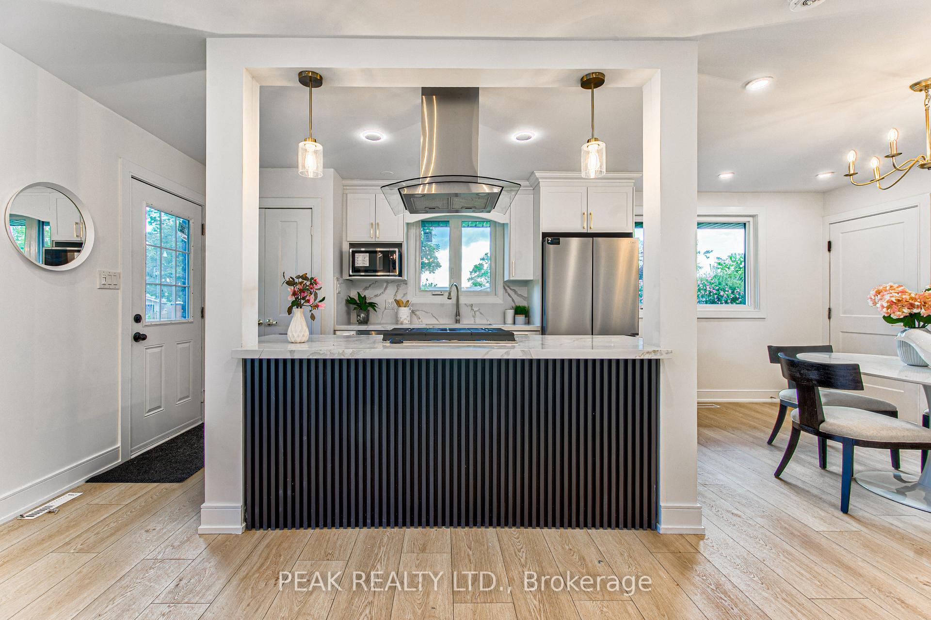 Photo 12 of 7385 North Dorset Place, Niagara Falls, Casey — HOMEH