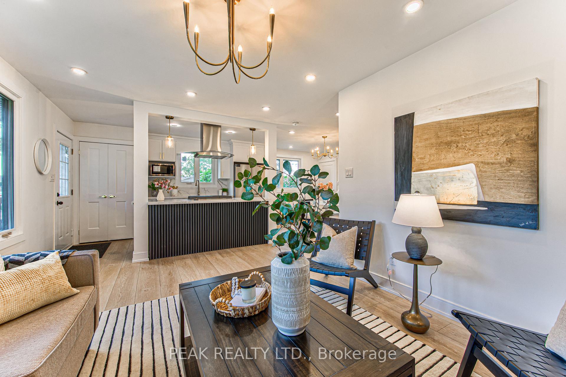 Photo 16 of 7385 North Dorset Place, Niagara Falls, Casey — HOMEH