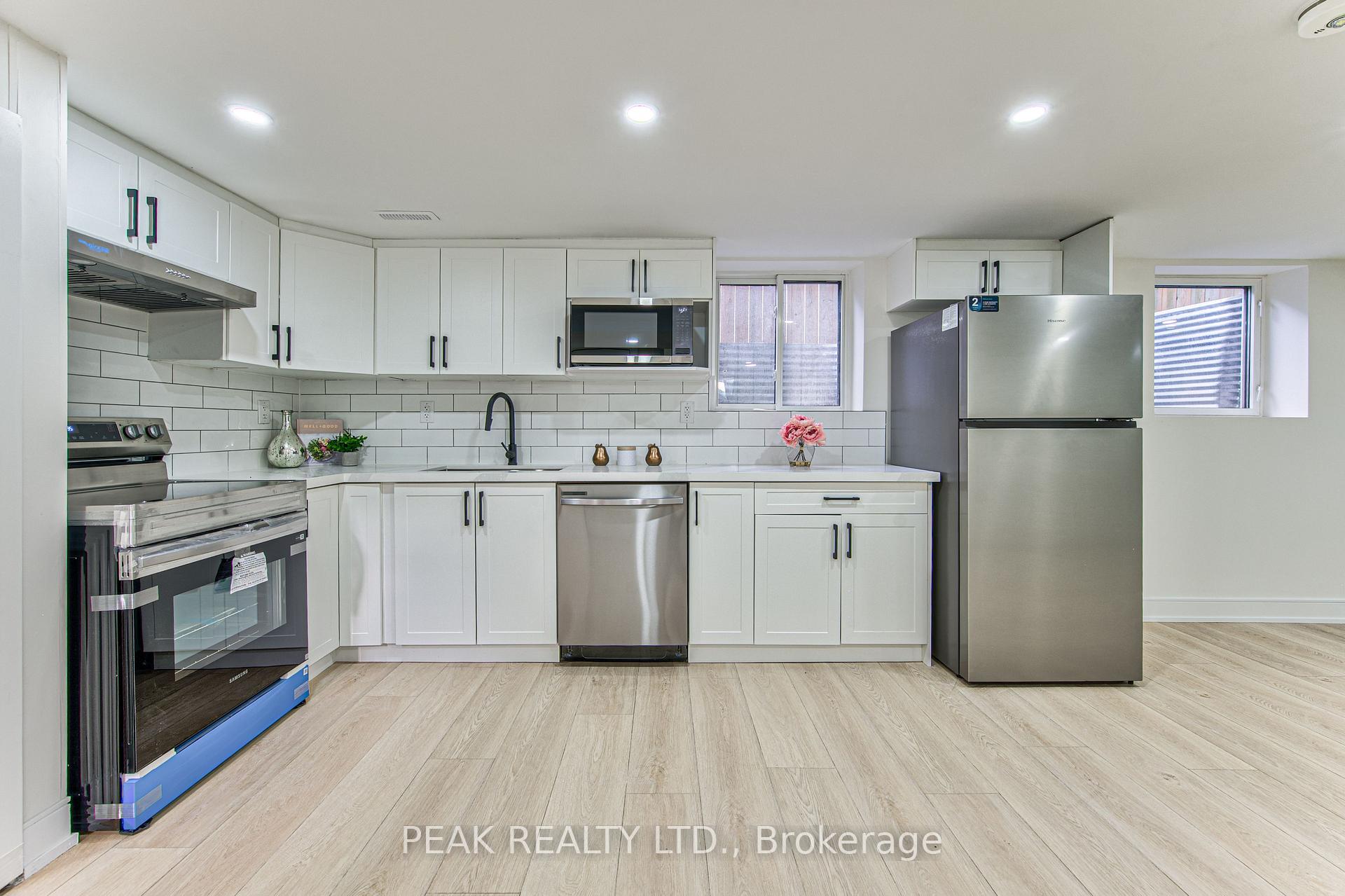 Photo 31 of 7385 North Dorset Place, Niagara Falls, Casey — HOMEH