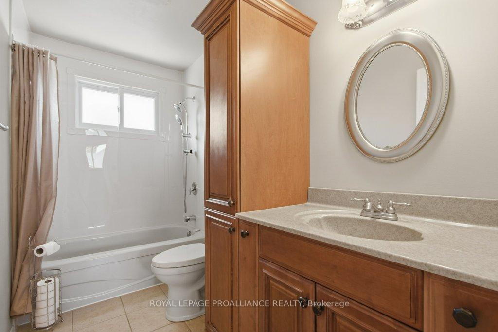 Photo 17 of 4 O'Neil Crescent, Quinte West, Trenton Ward — HOMEH