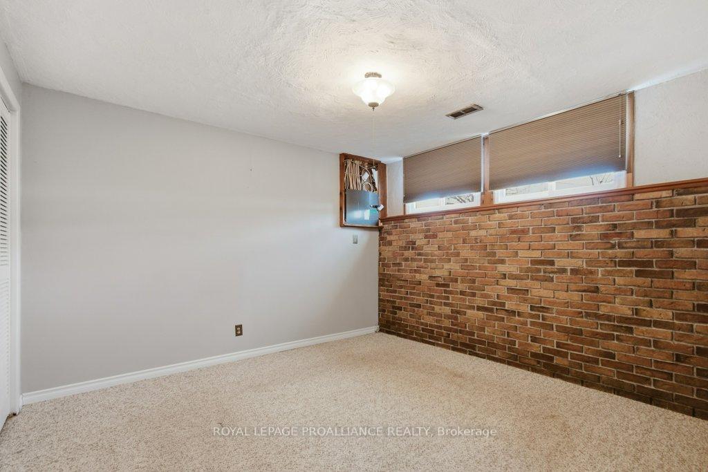 Photo 22 of 4 O'Neil Crescent, Quinte West, Trenton Ward — HOMEH