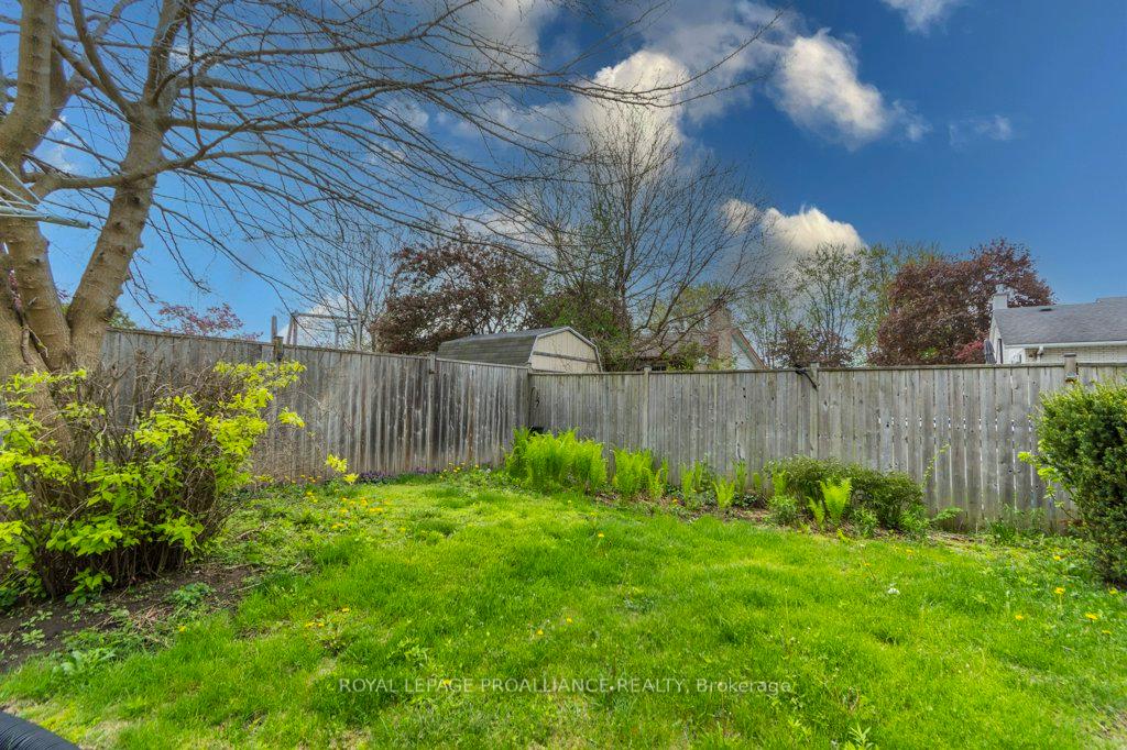 Photo 26 of 4 O'Neil Crescent, Quinte West, Trenton Ward — HOMEH