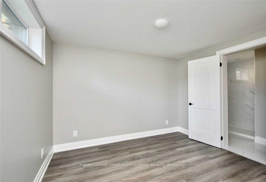 Photo 10 of Unit Lower, 192 Wellington Street E, Barrie, Wellington — HOMEH