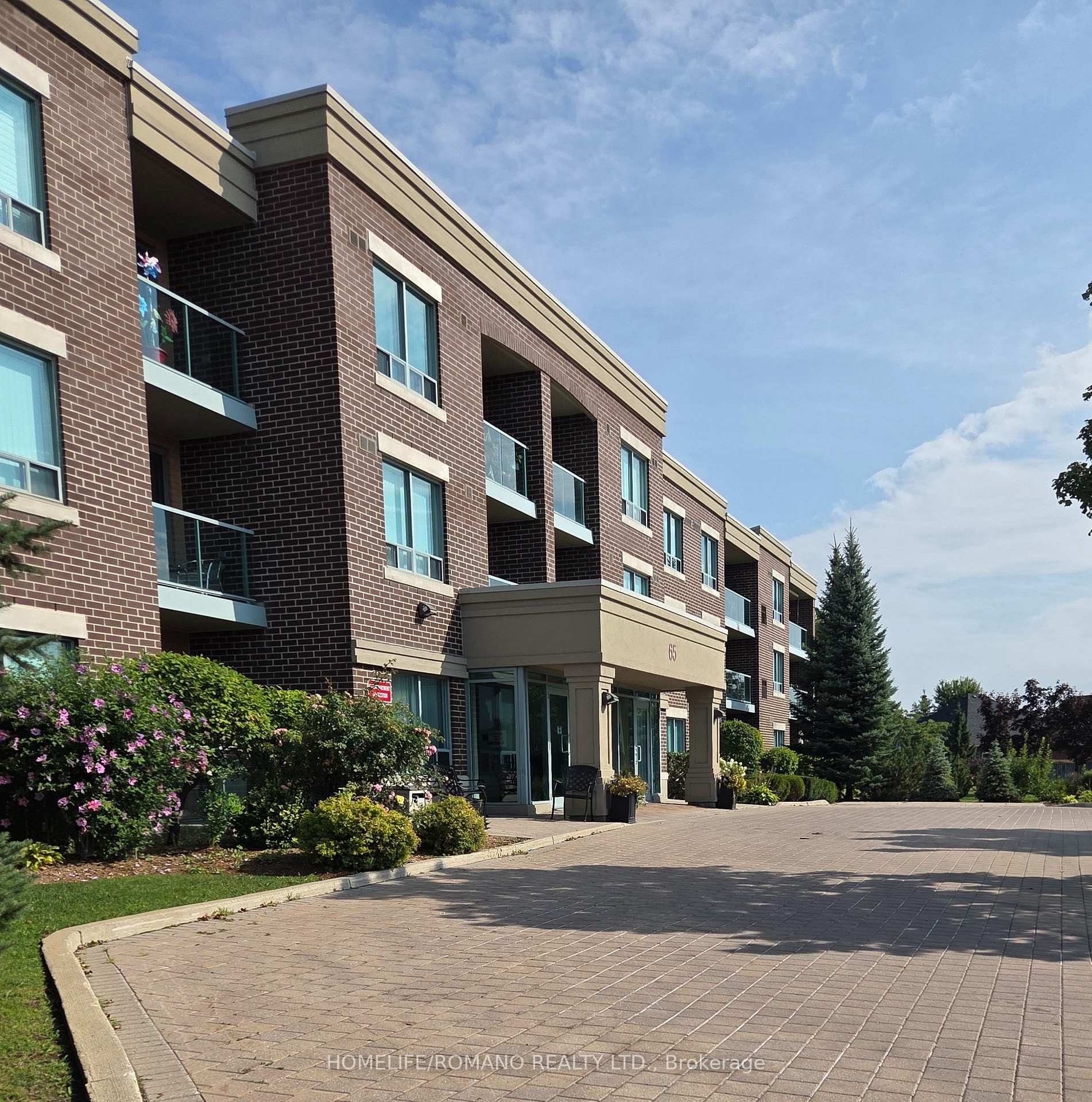 Photo 1 of Unit 312, 65 Via Rosedale Circle, Brampton, Sandringham-Wellington — HOMEH