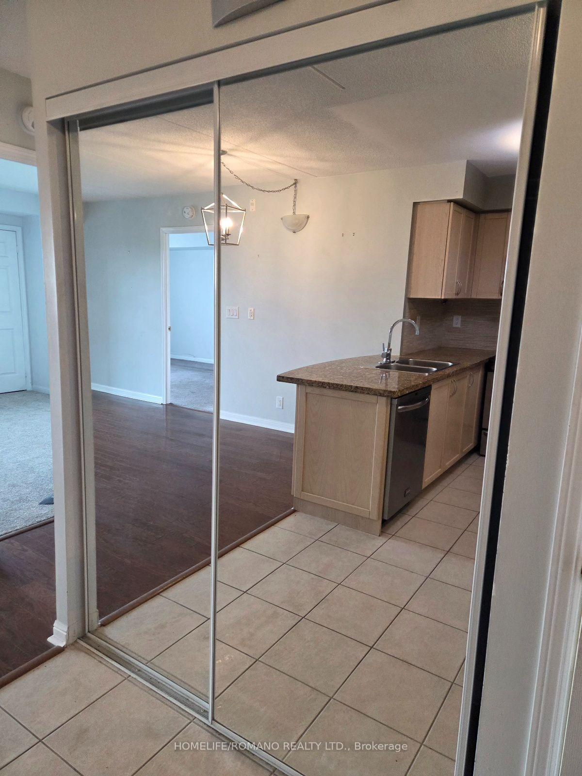 Photo 10 of Unit 312, 65 Via Rosedale Circle, Brampton, Sandringham-Wellington — HOMEH