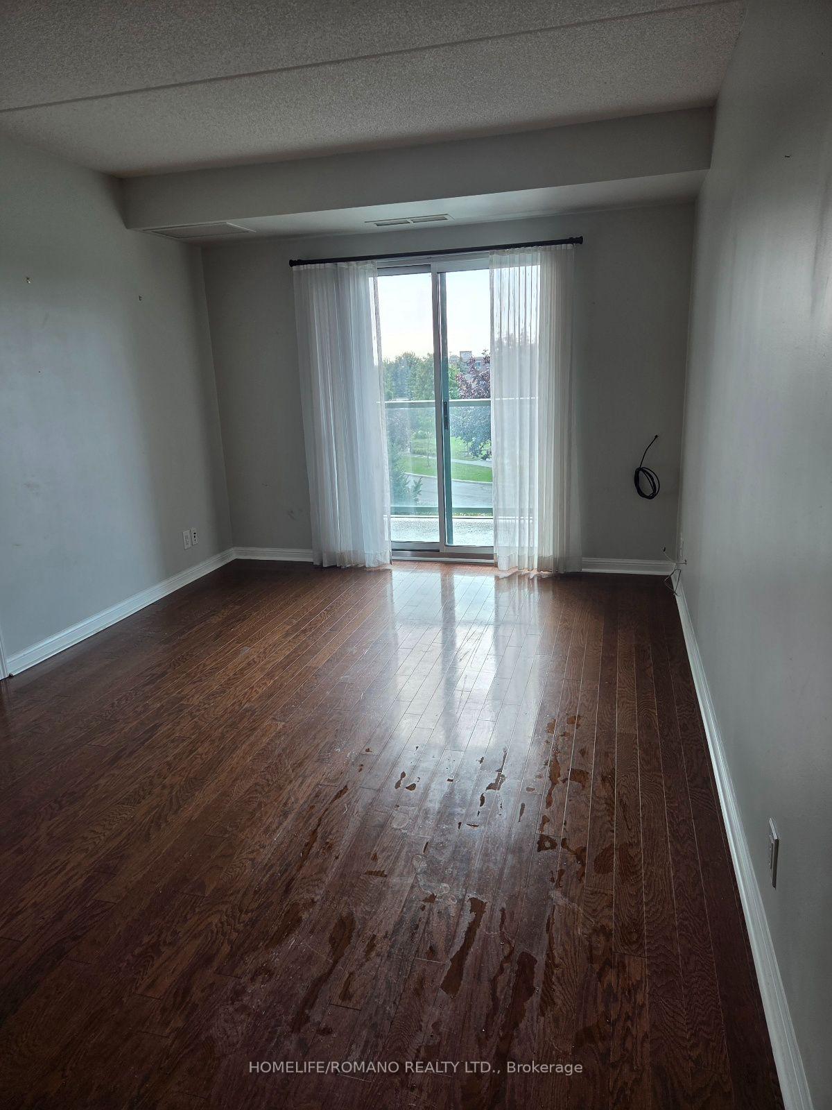 Photo 11 of Unit 312, 65 Via Rosedale Circle, Brampton, Sandringham-Wellington — HOMEH