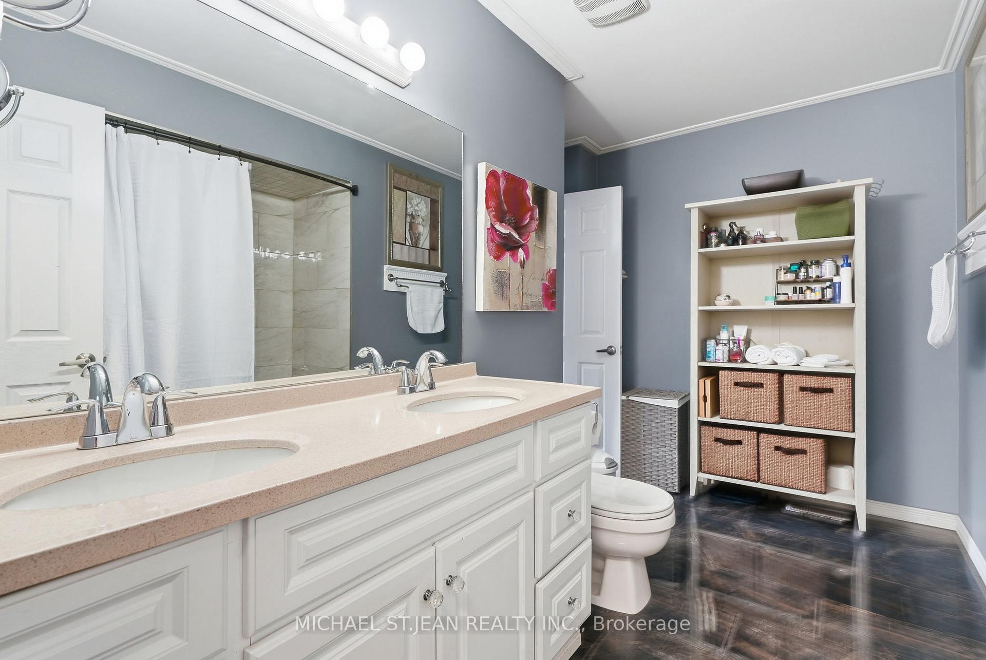 Photo 13 of 49 Markson Crescent, Hamilton, Lisgar — HOMEH