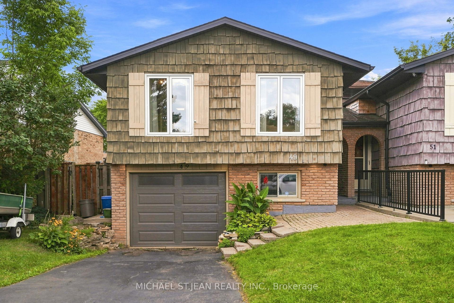 Photo 33 of 49 Markson Crescent, Hamilton, Lisgar — HOMEH