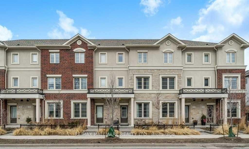 Photo 1 of Unit 3, 636 Evans Avenue, Etobicoke, Alderwood — HOMEH