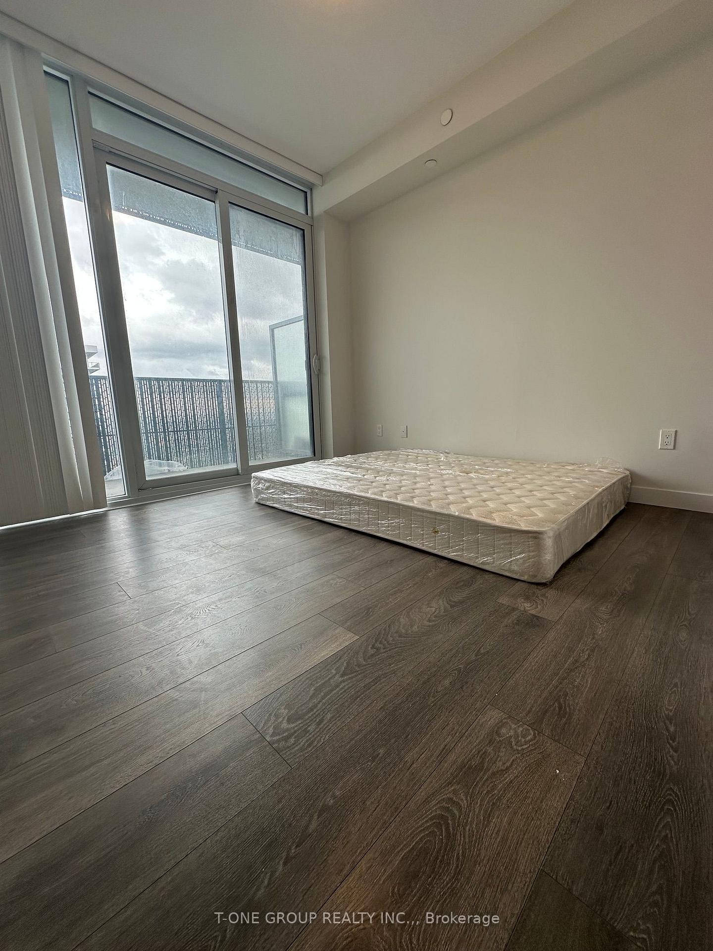 Photo 10 of Unit 5111, 8 Eglinton Avenue E, Toronto, Mount Pleasant East — HOMEH