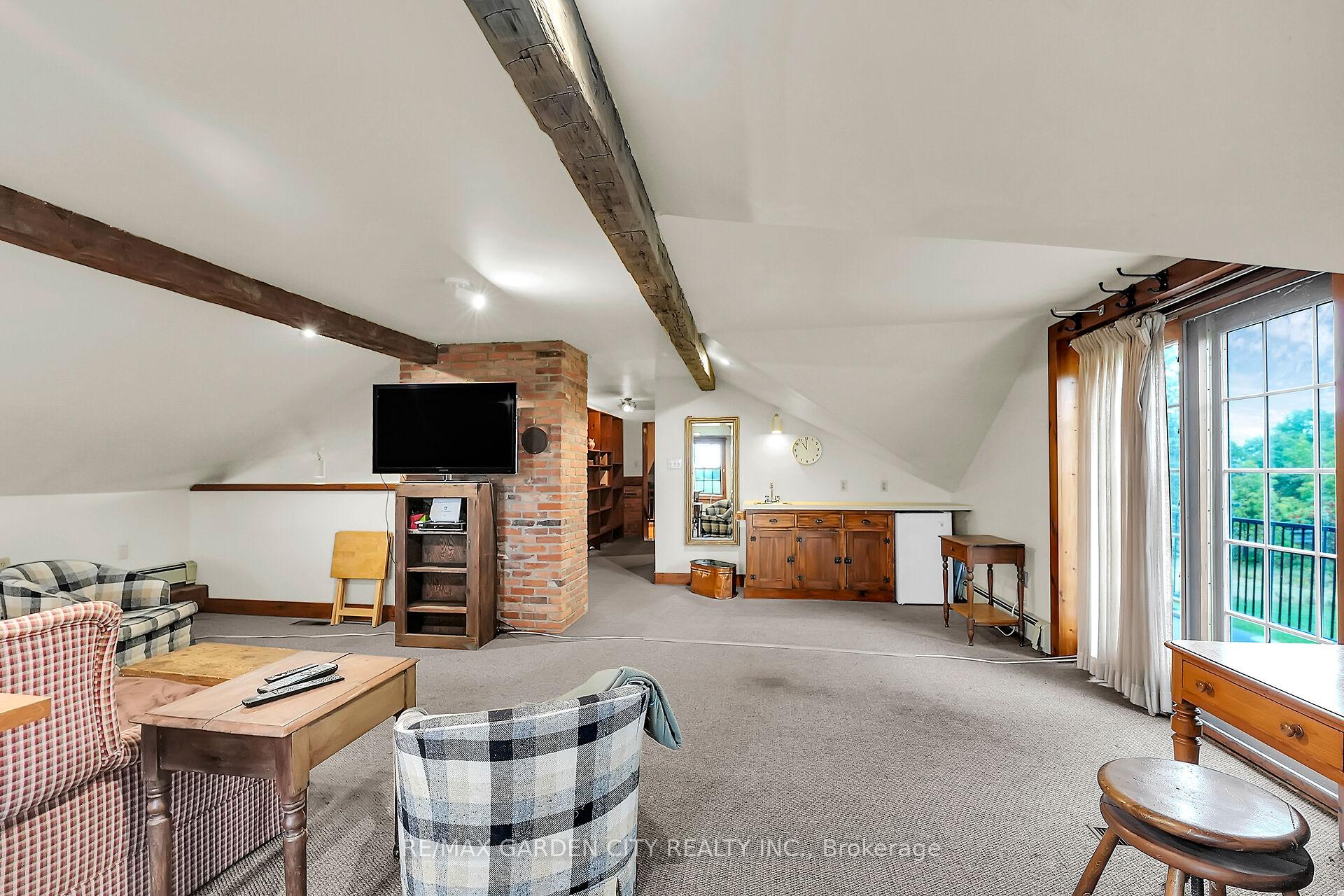 Photo 25 of 2432 Seburn Road, Thorold, Cataract Road — HOMEH