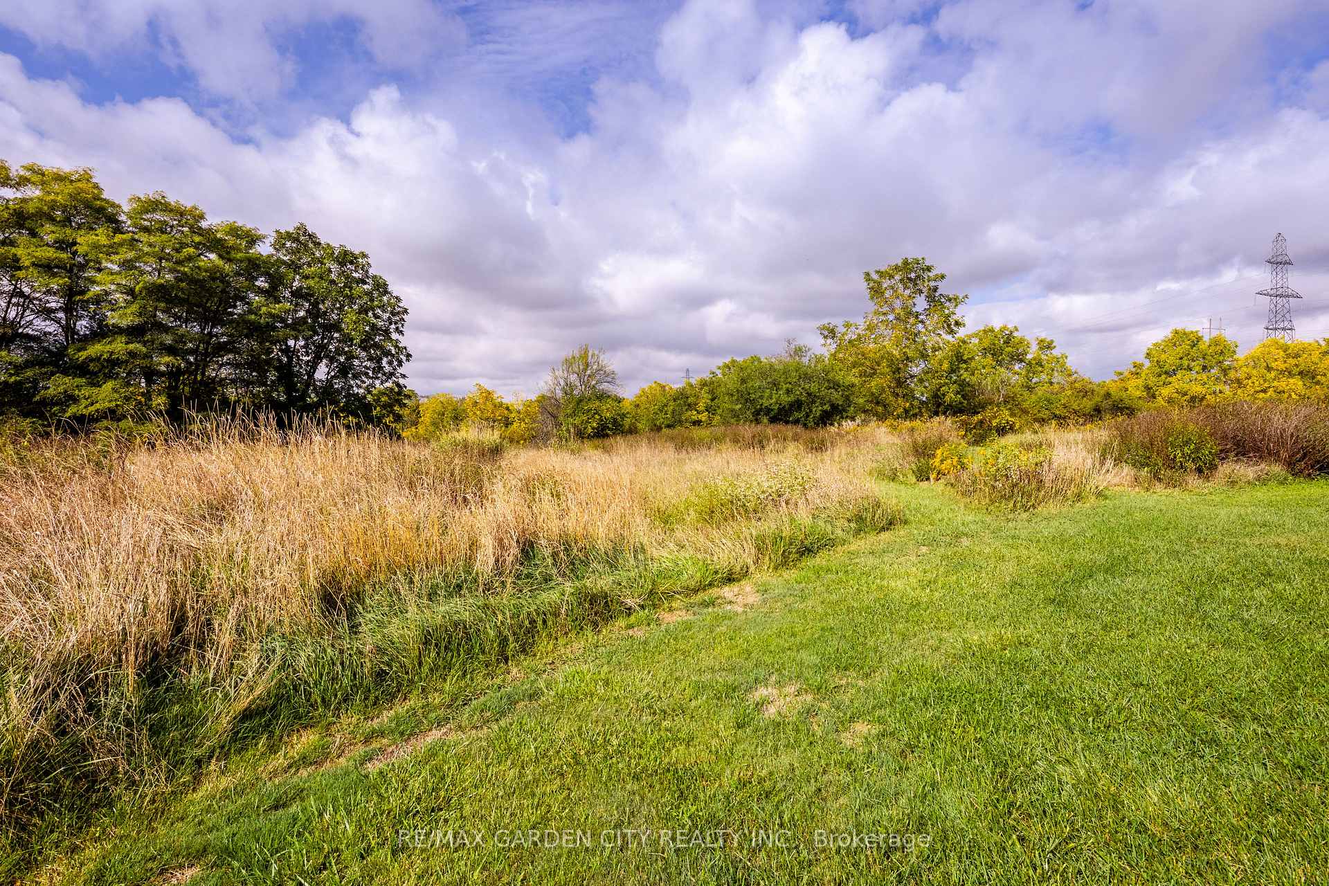 Photo 40 of 2432 Seburn Road, Thorold, Cataract Road — HOMEH