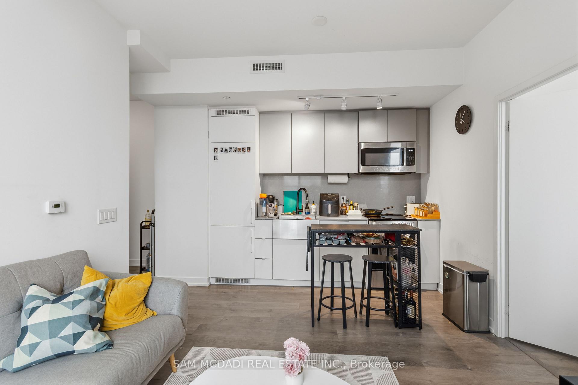 Photo 9 of Unit PH01, 270 Dufferin Street, Toronto, South Parkdale — HOMEH