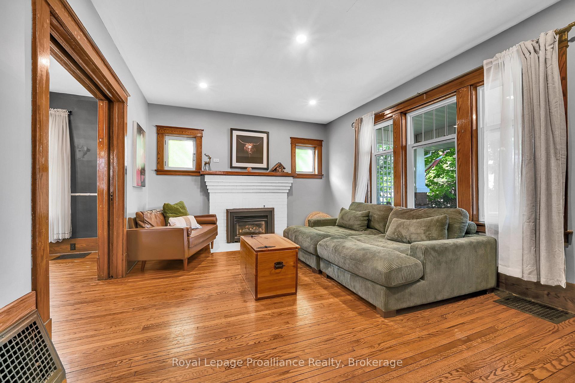 Photo 9 of 29 Division Street, Cramahe, Colborne — HOMEH