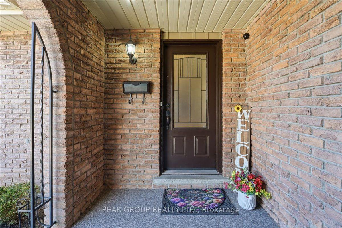 Photo 6 of 7402 Westfield Drive, Niagara Falls, Casey — HOMEH