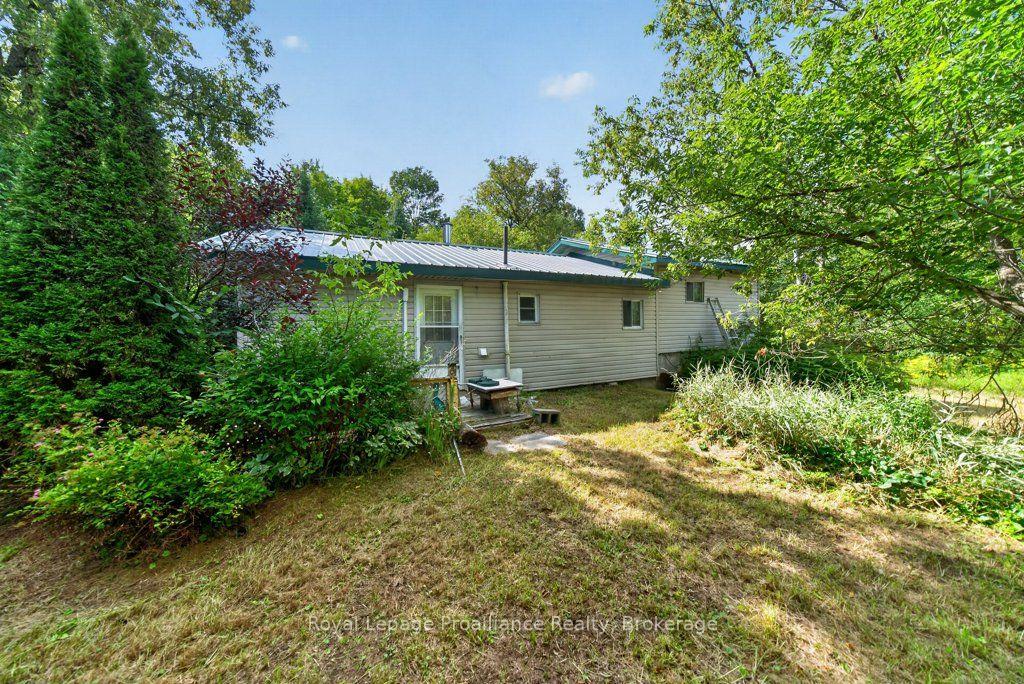Photo 10 of 2452 Henderson Road, Frontenac, Frontenac Centre — HOMEH
