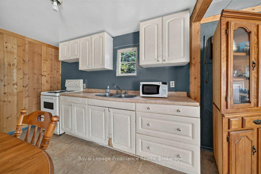 Photo 20 of 2452 Henderson Road, Frontenac, Frontenac Centre — HOMEH