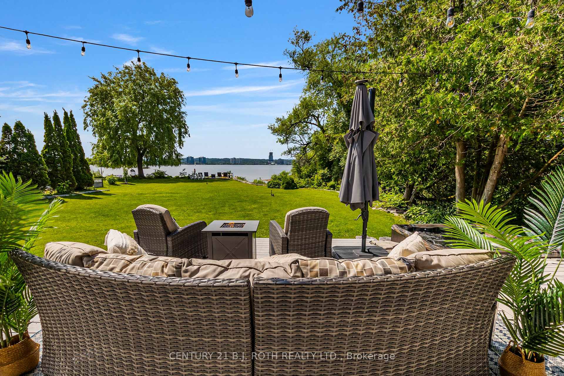 Photo 7 of 58 White Oaks Road, Barrie, South Shore — HOMEH