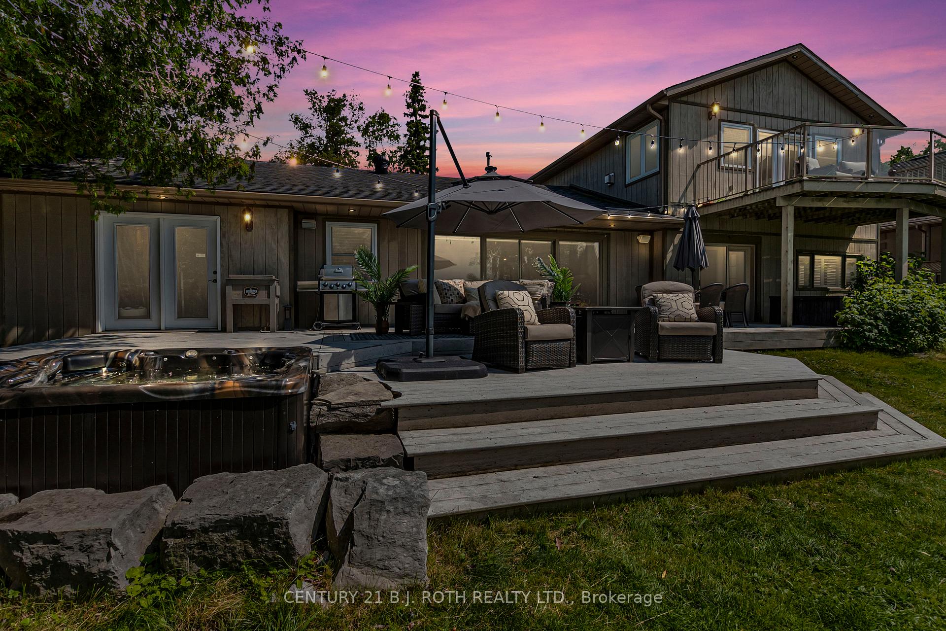 Photo 8 of 58 White Oaks Road, Barrie, South Shore — HOMEH