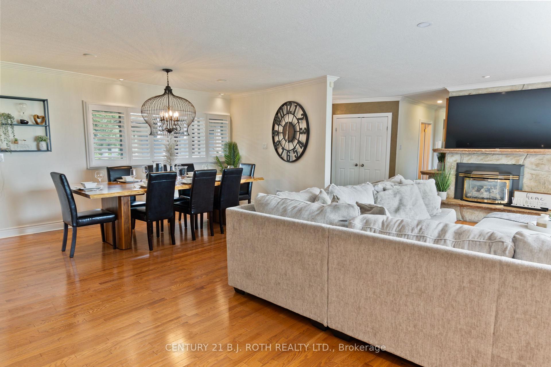 Photo 14 of 58 White Oaks Road, Barrie, South Shore — HOMEH
