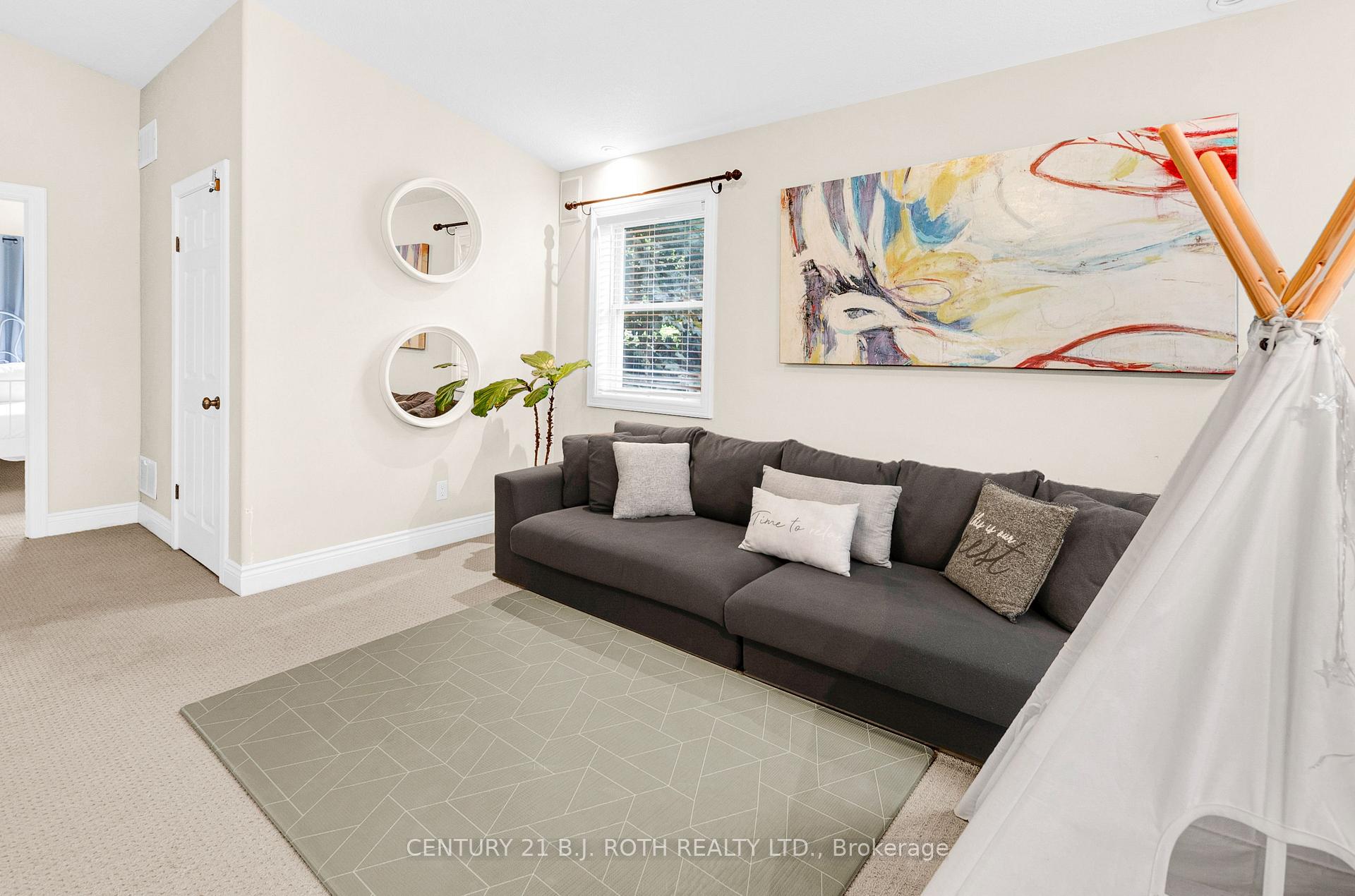 Photo 20 of 58 White Oaks Road, Barrie, South Shore — HOMEH