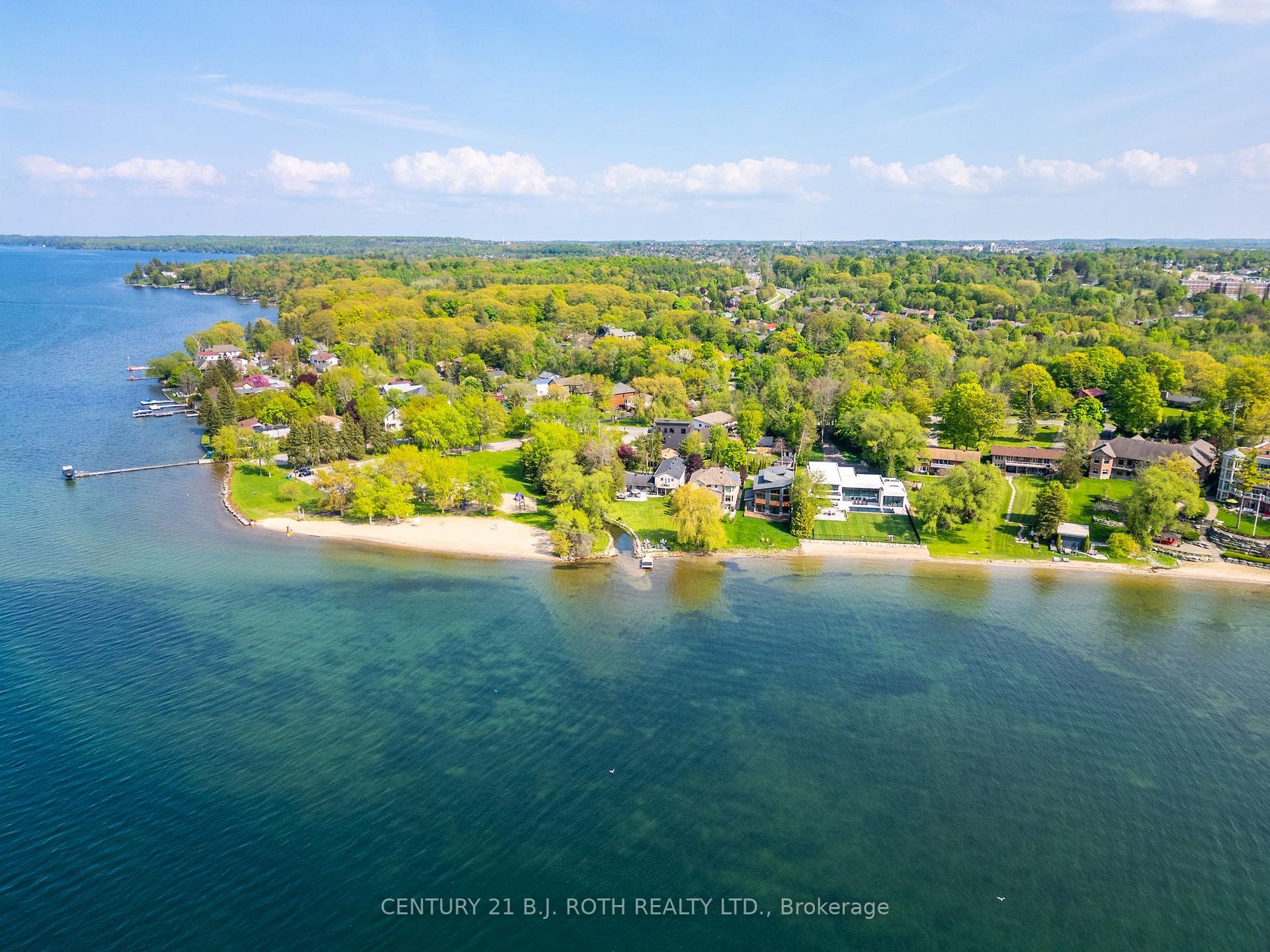 Photo 2 of 58 White Oaks Road, Barrie, South Shore — HOMEH