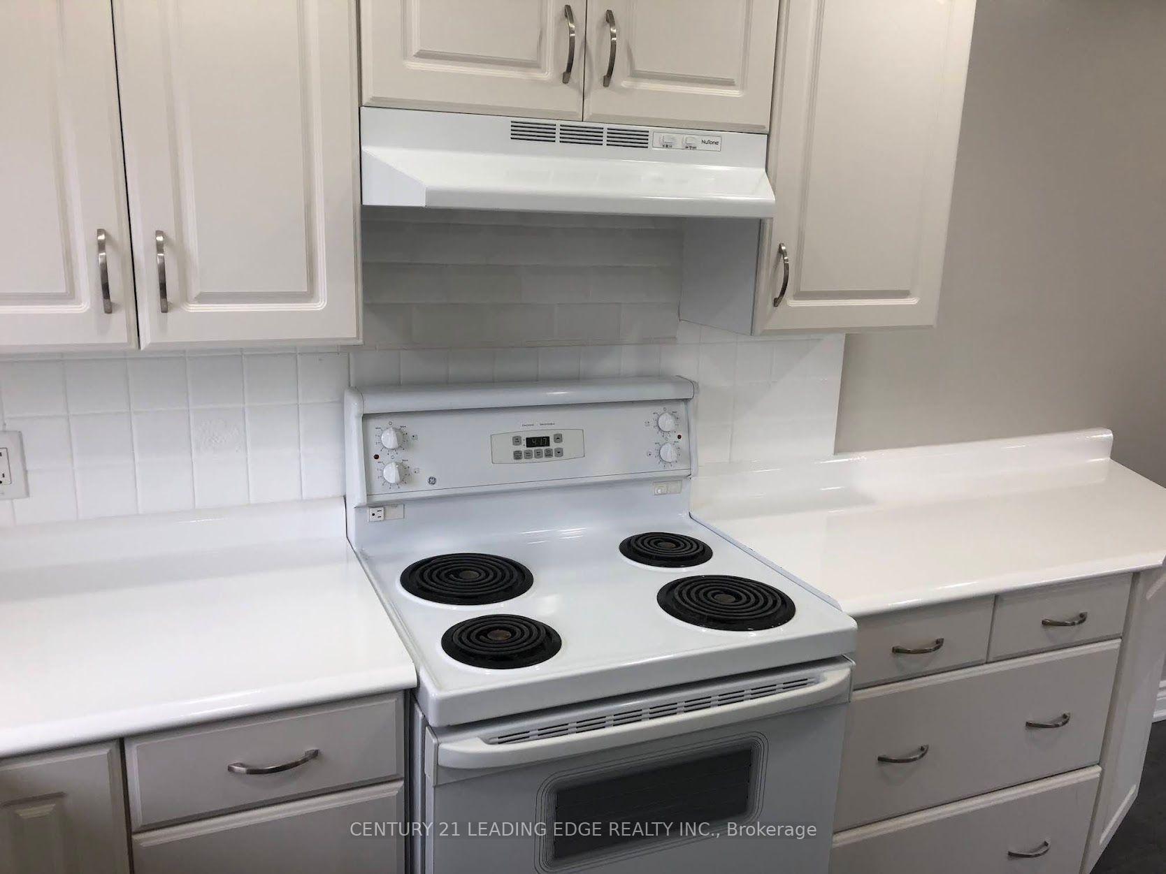 Photo 7 of Unit 1, 699 Attersley Drive, Oshawa, Pinecrest — HOMEH