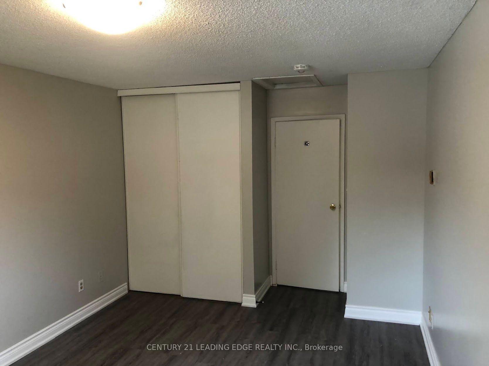 Photo 8 of Unit 1, 699 Attersley Drive, Oshawa, Pinecrest — HOMEH