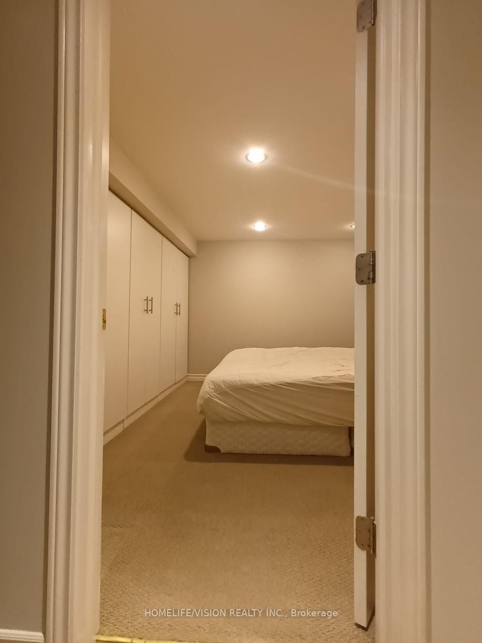 Photo 10 of Unit Basement, 80 Binswood Avenue, Toronto, East York — HOMEH