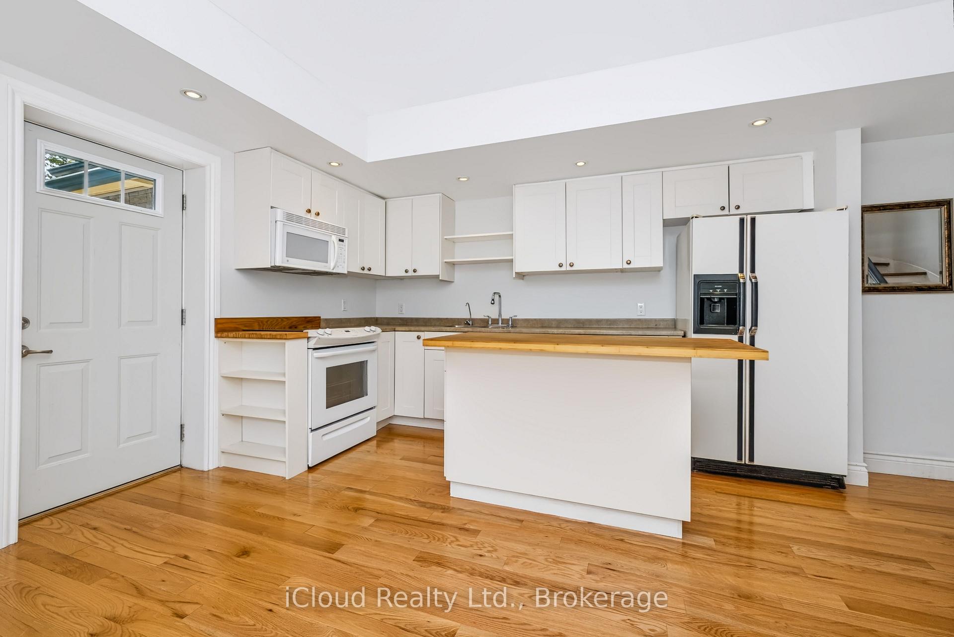 Photo 8 of 654 Duke Street, Cambridge, Preston South — HOMEH