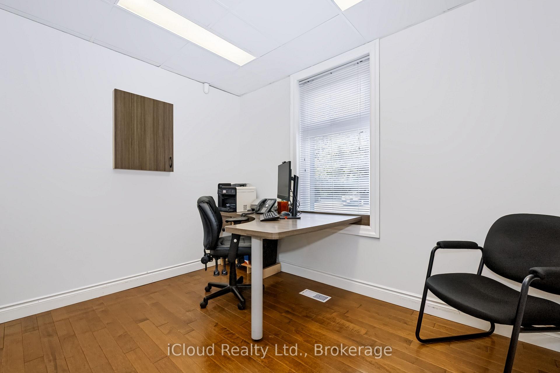 Photo 40 of 654 Duke Street, Cambridge, Preston South — HOMEH