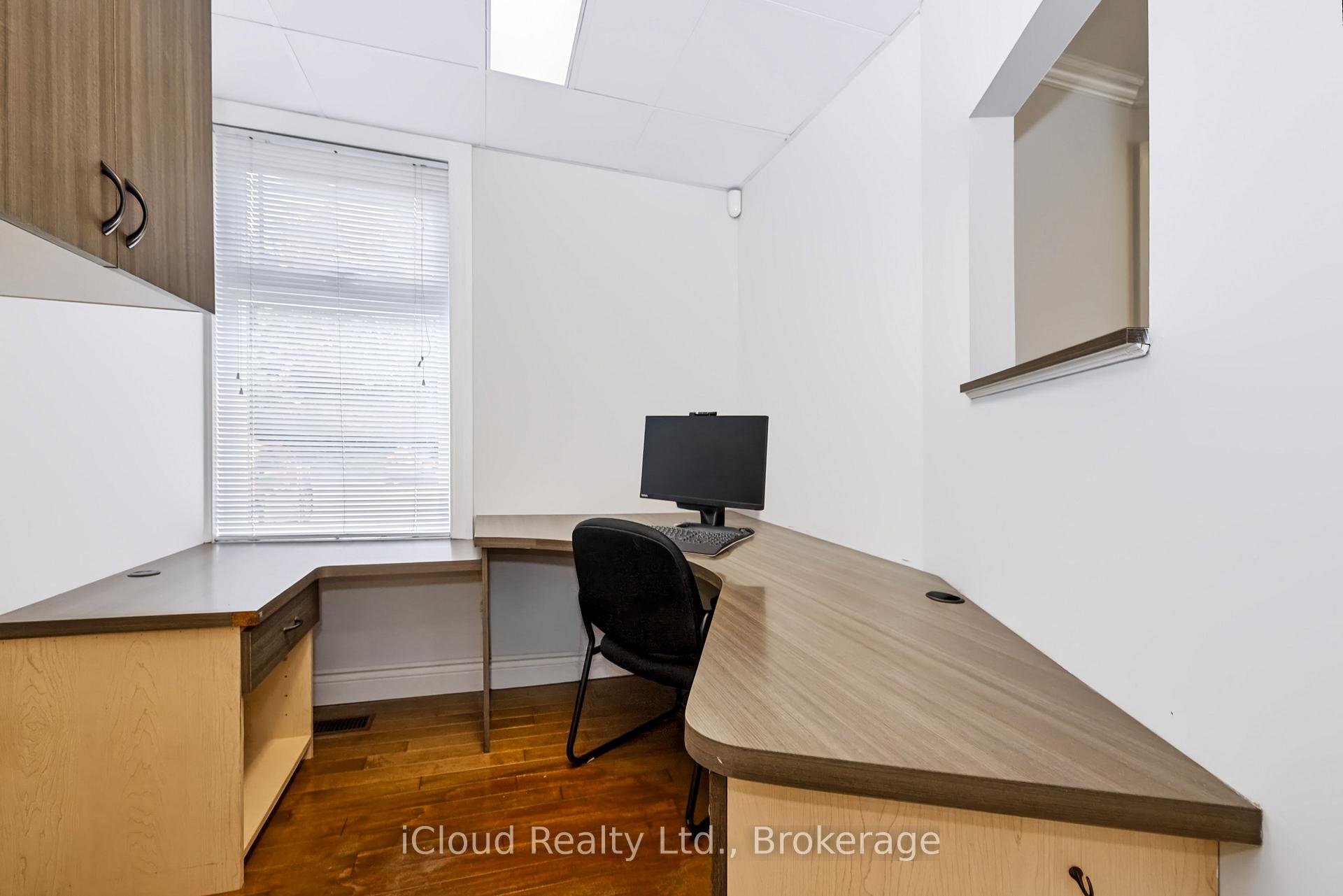 Photo 42 of 654 Duke Street, Cambridge, Preston South — HOMEH