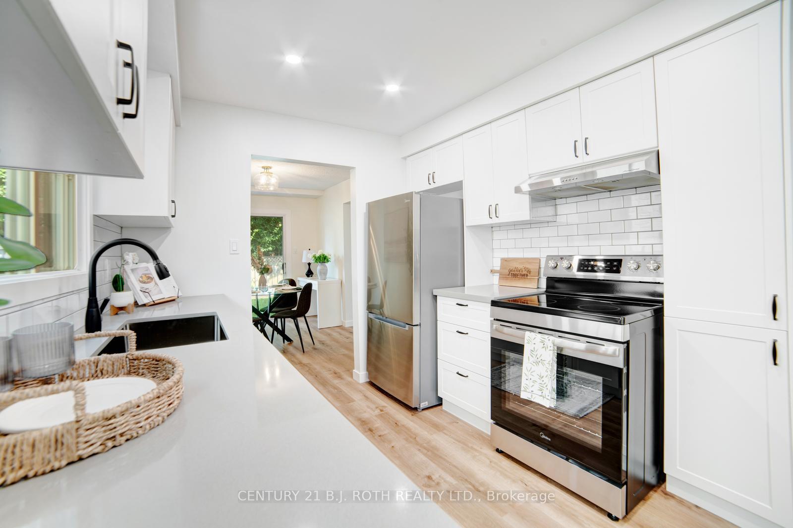 Photo 8 of 56 Sproule Drive, Brampton, Downtown Brampton — HOMEH