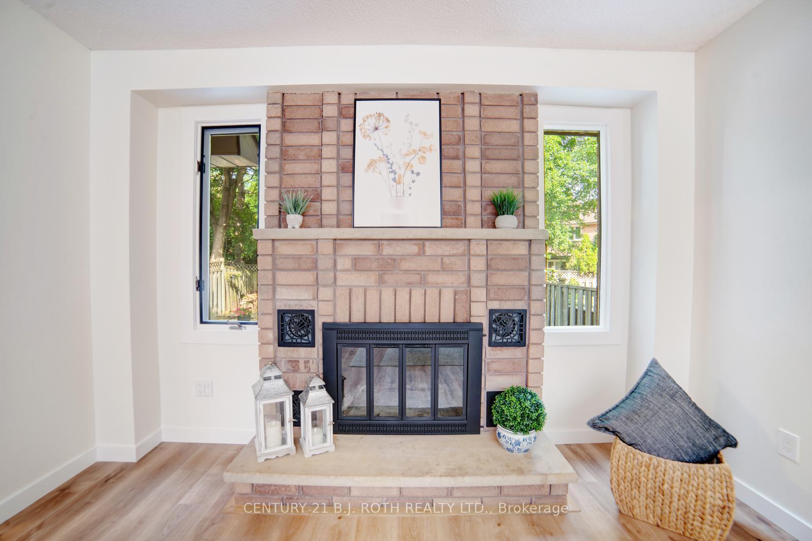 Photo 15 of 56 Sproule Drive, Brampton, Downtown Brampton — HOMEH