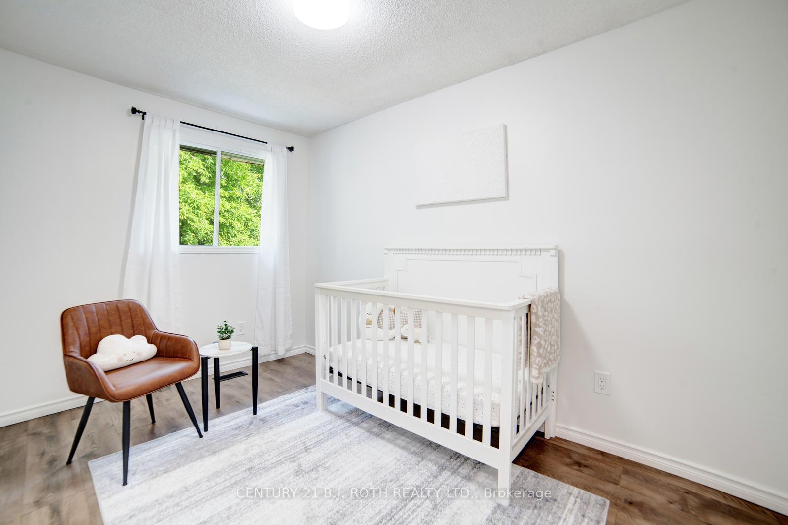 Photo 32 of 56 Sproule Drive, Brampton, Downtown Brampton — HOMEH