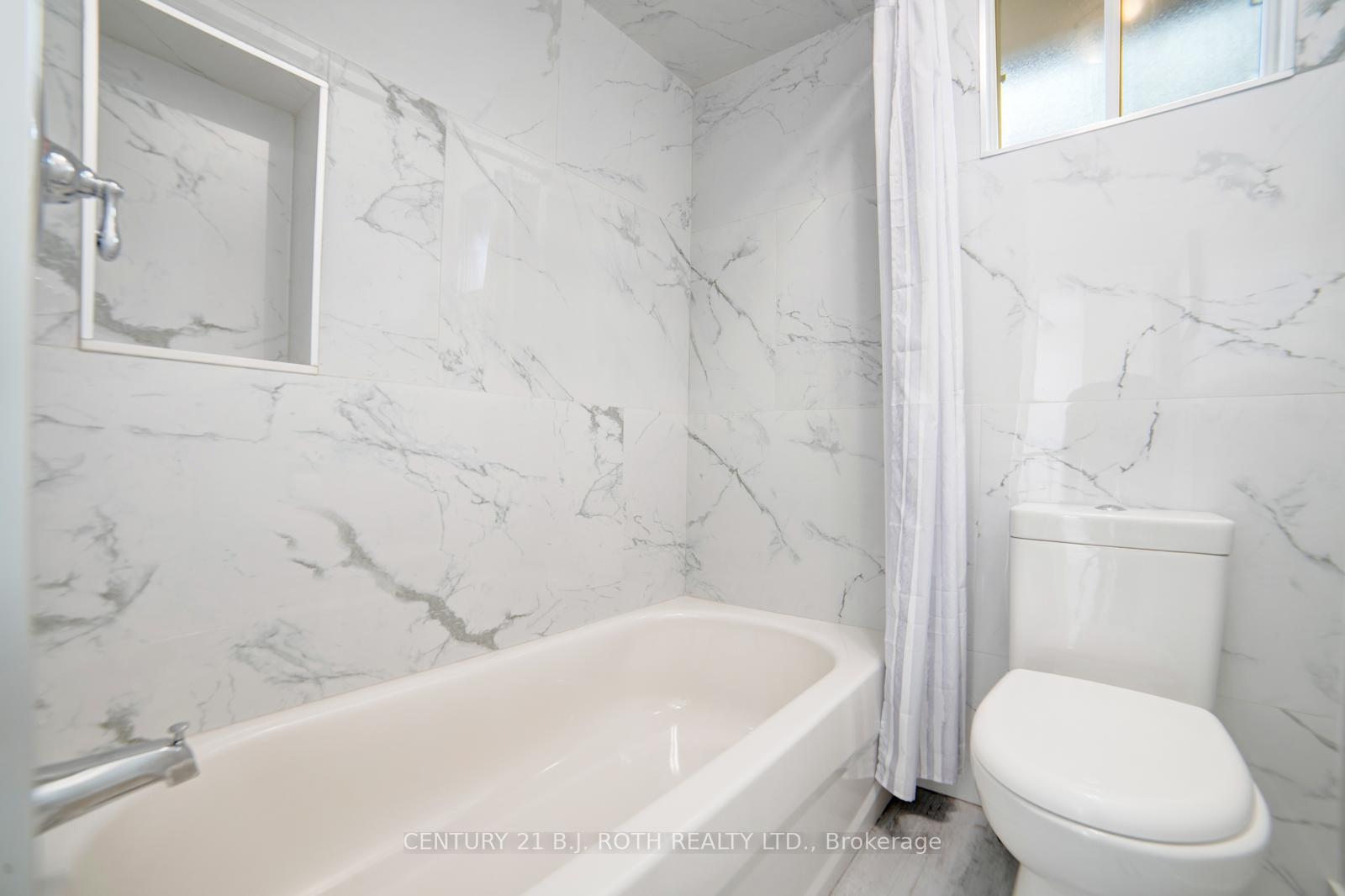 Photo 35 of 56 Sproule Drive, Brampton, Downtown Brampton — HOMEH