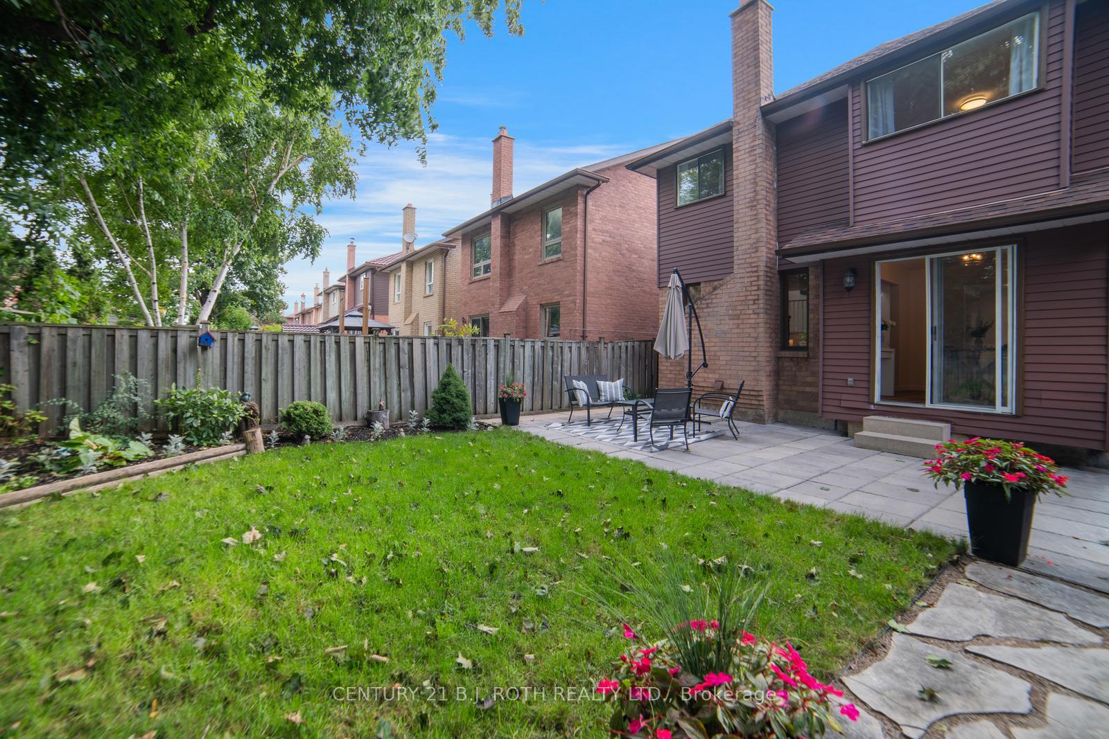 Photo 46 of 56 Sproule Drive, Brampton, Downtown Brampton — HOMEH
