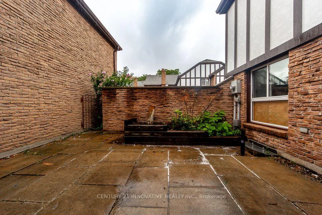 Photo 17 of Unit 52, 2 Dailing Gate NE, Scarborough, Malvern — HOMEH