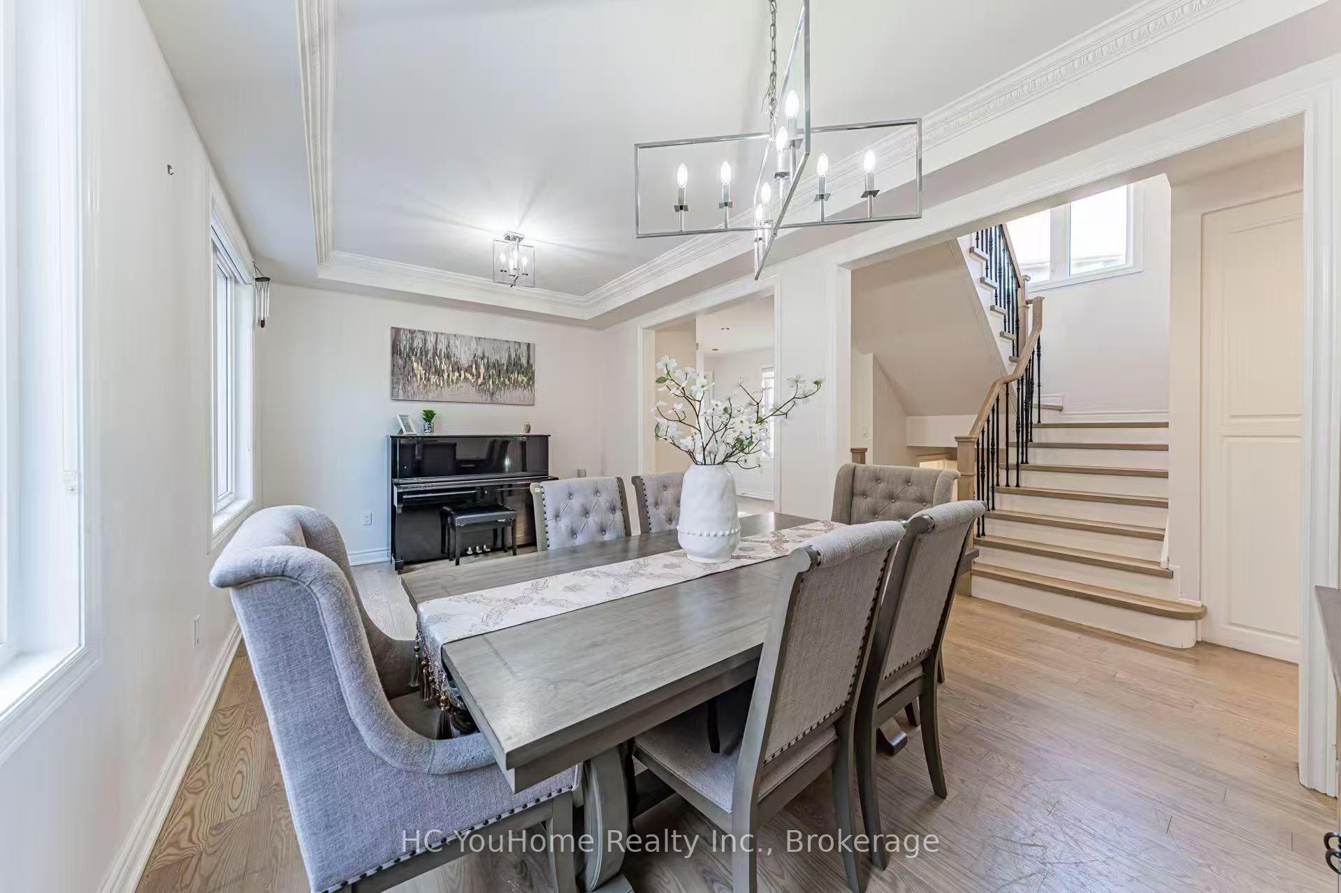 Photo 6 of 37 Shell Court, Richmond Hill, Rouge Woods — HOMEH