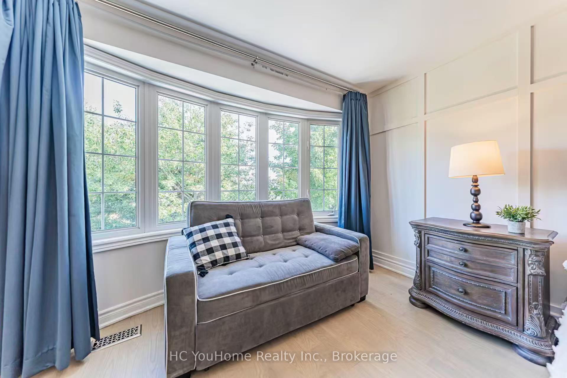 Photo 20 of 37 Shell Court, Richmond Hill, Rouge Woods — HOMEH