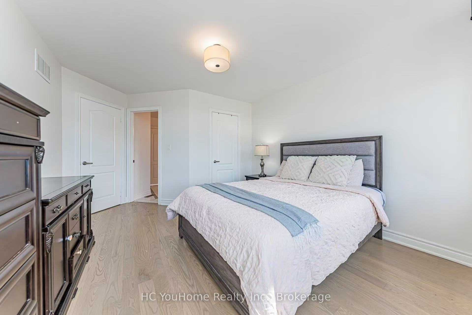 Photo 24 of 37 Shell Court, Richmond Hill, Rouge Woods — HOMEH
