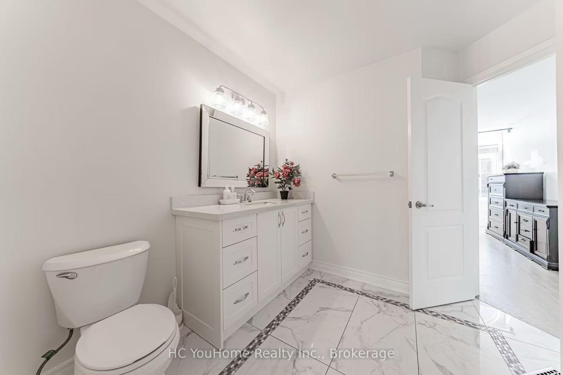 Photo 29 of 37 Shell Court, Richmond Hill, Rouge Woods — HOMEH