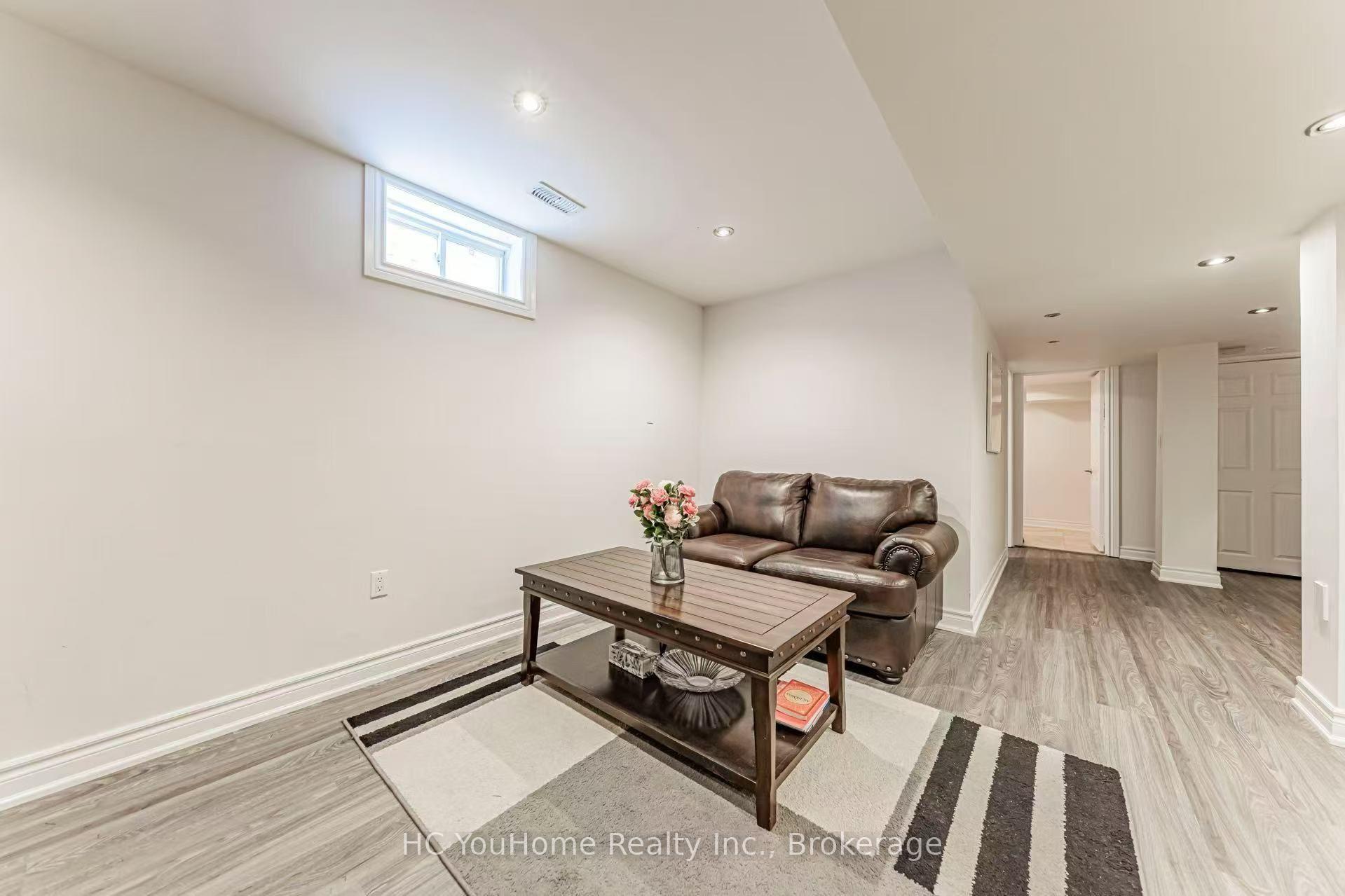 Photo 35 of 37 Shell Court, Richmond Hill, Rouge Woods — HOMEH