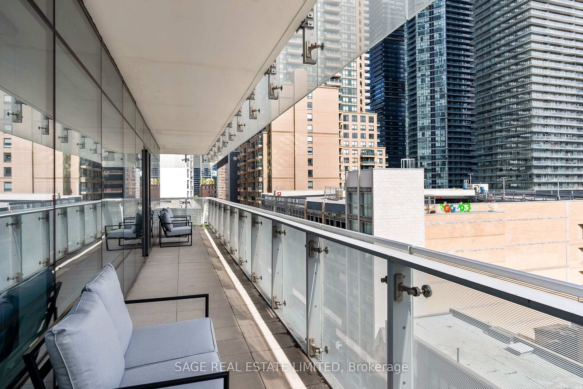 Photo 37 of Unit 510, 1 Bloor Street E, Toronto, Church-Yonge Corridor — HOMEH