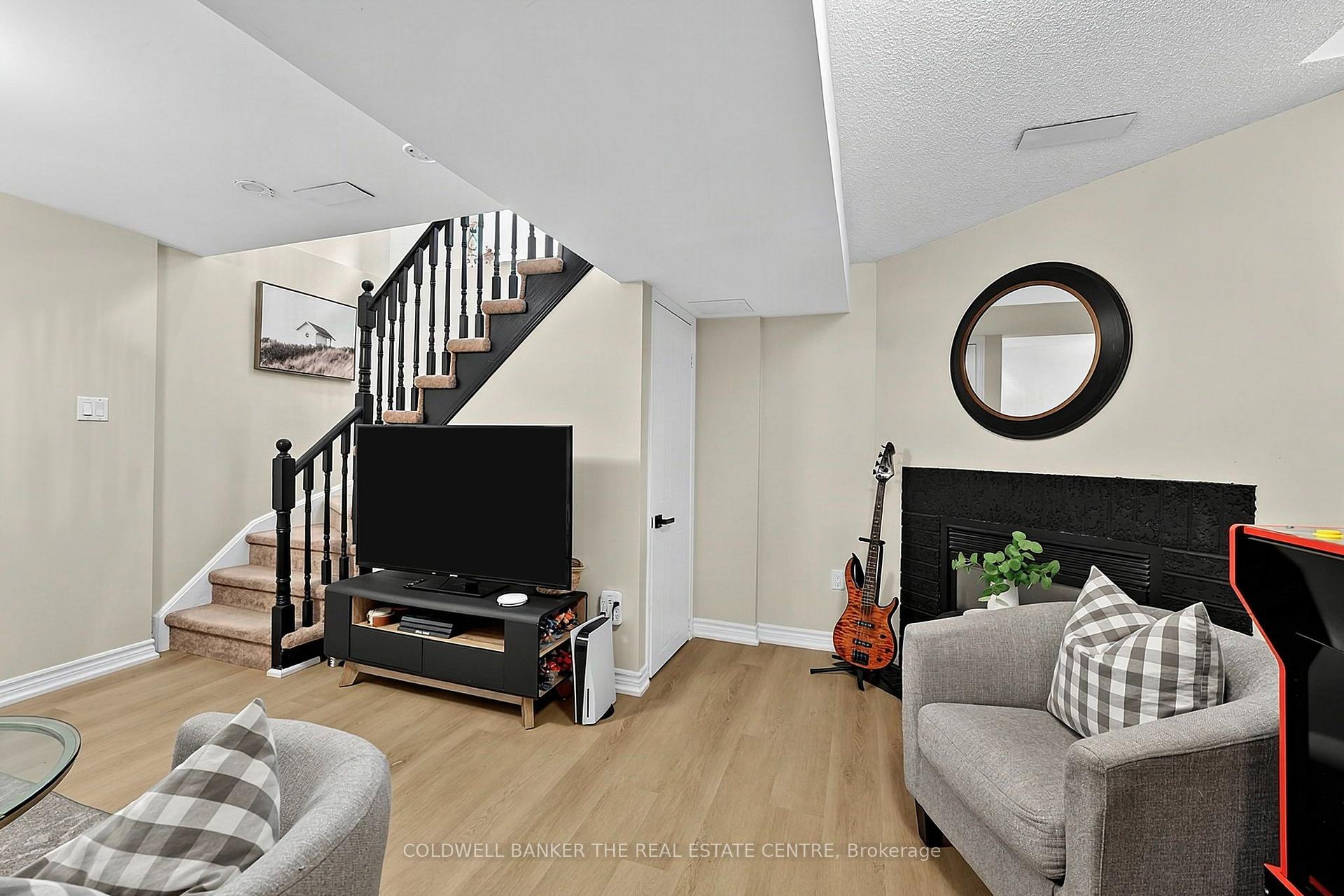 Photo 30 of 77 Cunningham Drive, Barrie, Ardagh — HOMEH