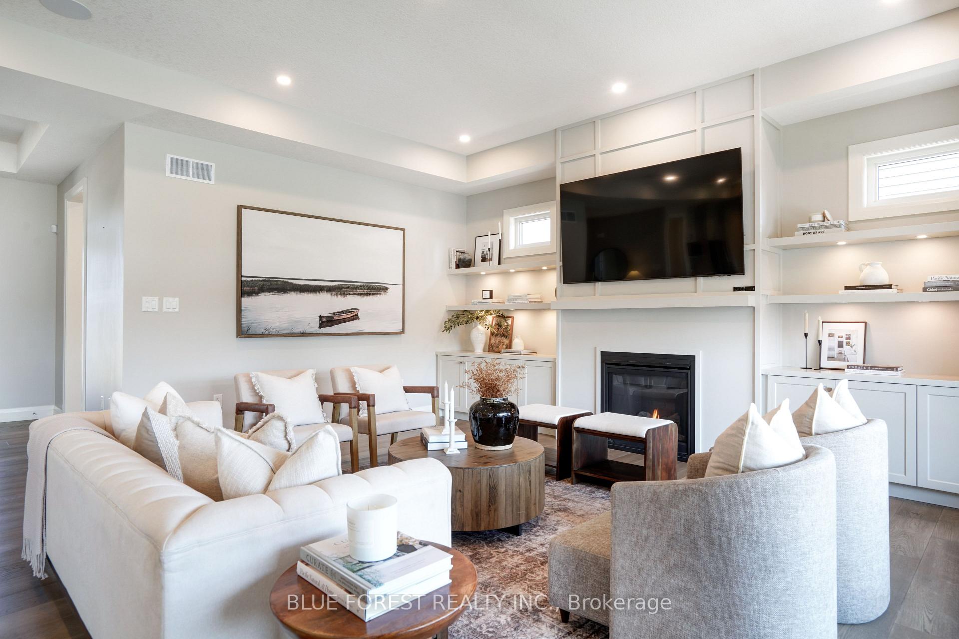 Photo 6 of 424 Warner Terrace, London, North R — HOMEH